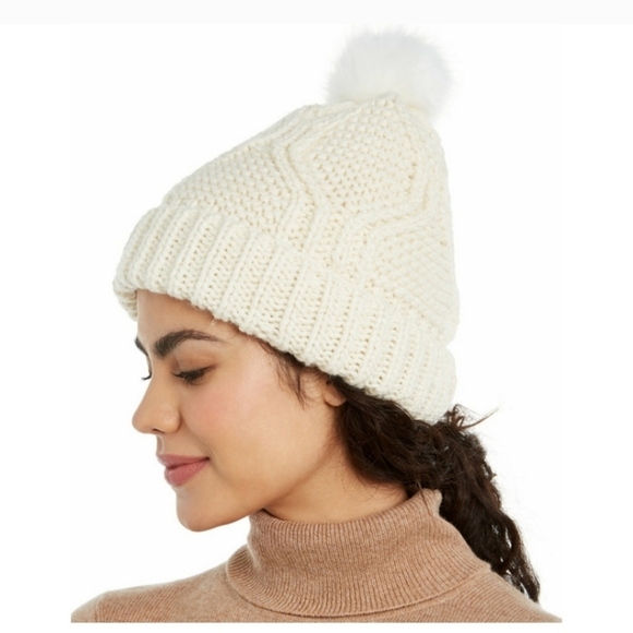 INC CABLE KNIT CREAM BEANIE NWT - Picture 1 of 2